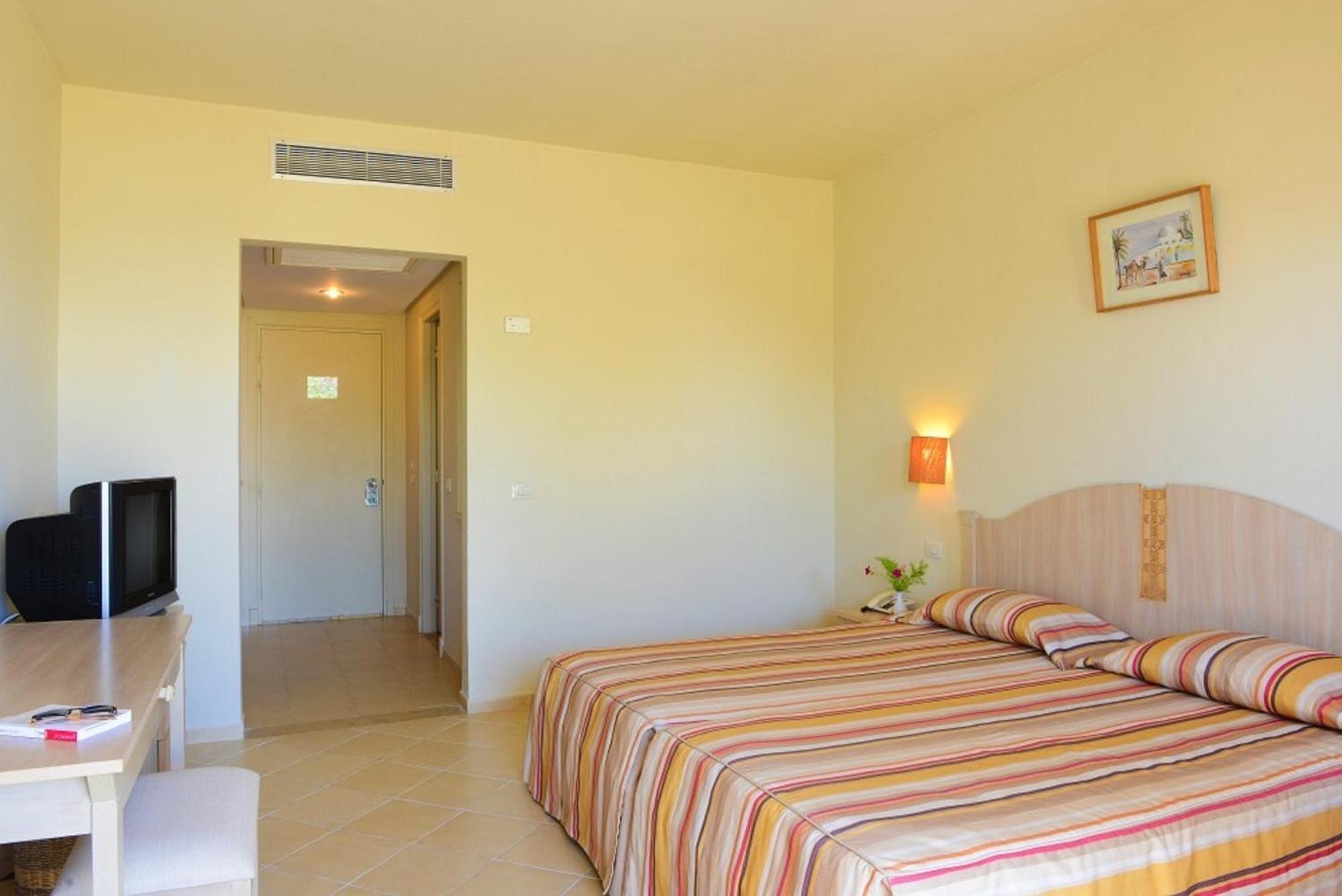 Hotel Meninx Djerba Triffa Dış mekan fotoğraf